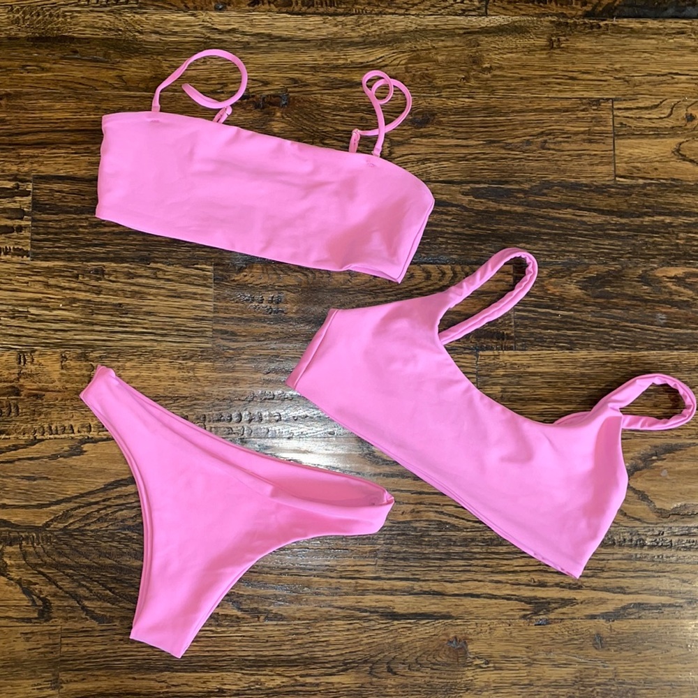 Skatie Bikini Set (Two tops) Tops: Annie and Mya(S), Bottom: Dylan (XS) — Dahlia